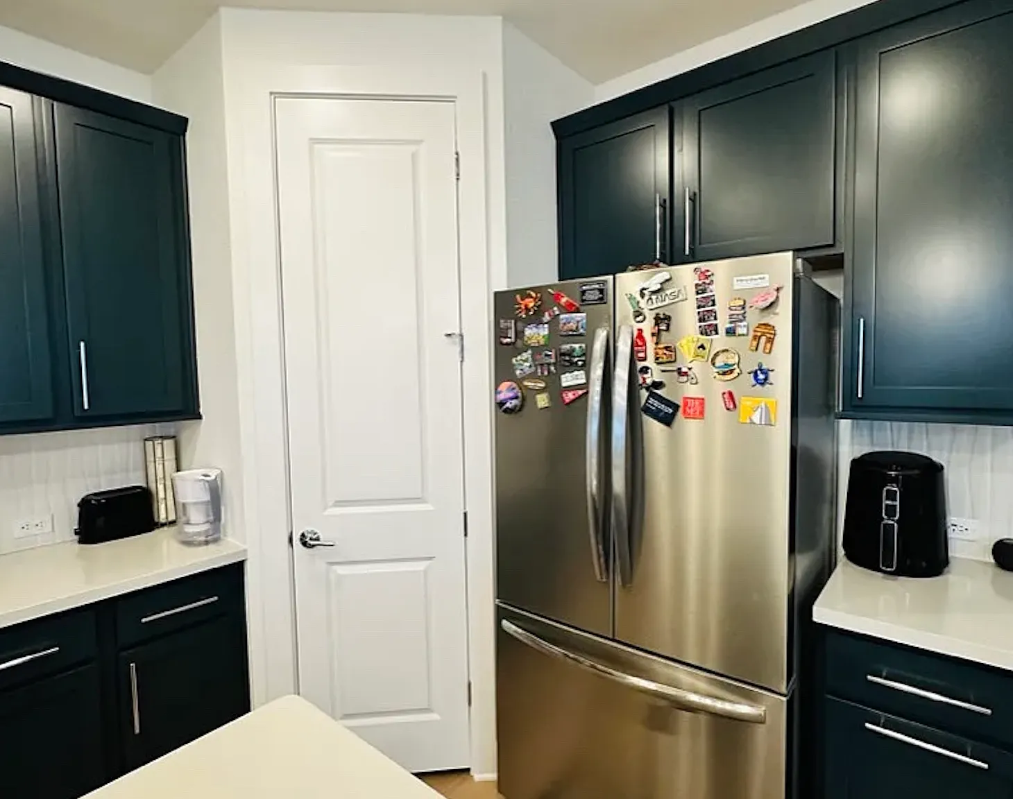 1 bed, 2104 sqft, $875 — Photo 2
