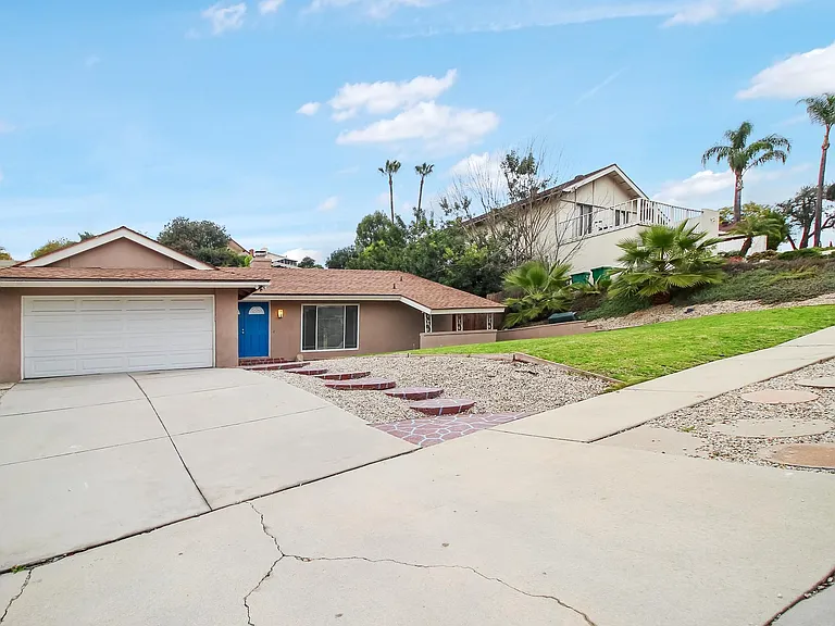 24059 Willow Creek Rd — Photo 2