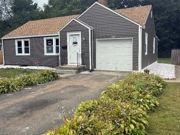 150 Cloran St, Springfield, MA 01109