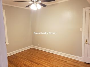 7010 N Paulina St #1, Chicago, IL 60626
