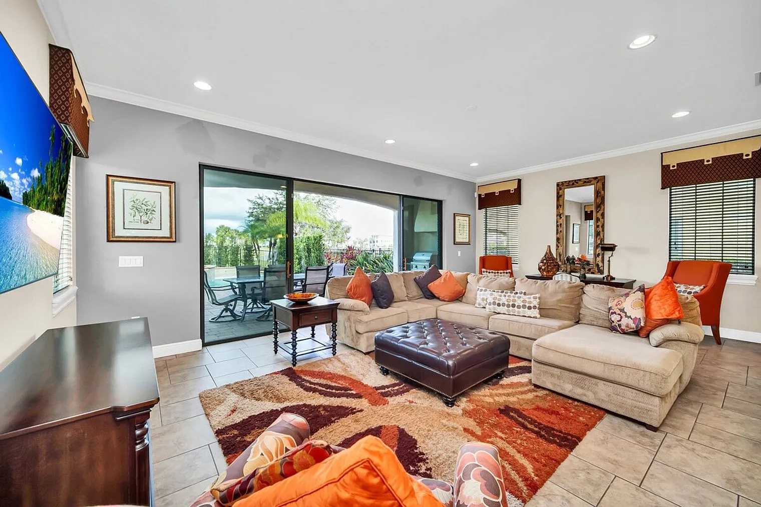 5 bed, 4.0 bath, 3250 sqft, $7,328 — Photo 4