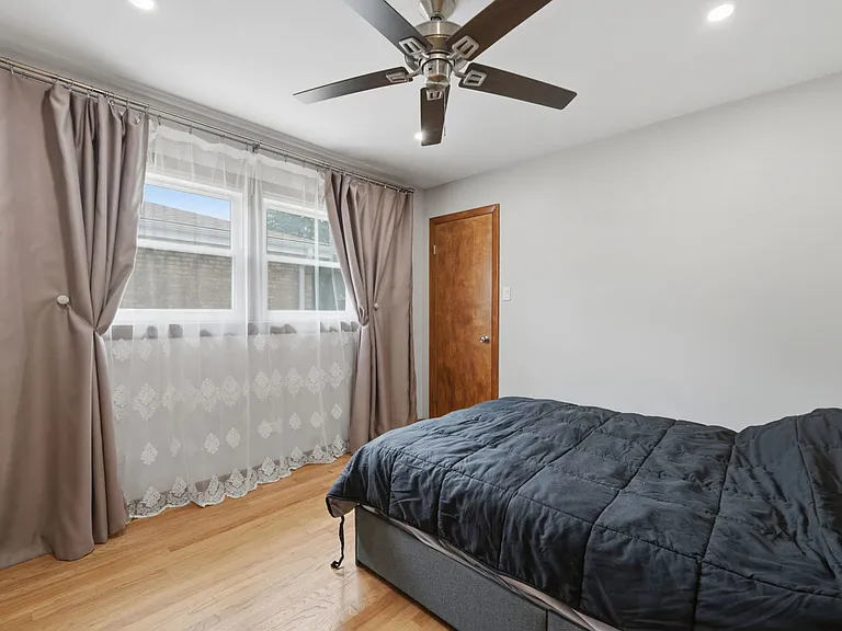 5023 N Natoma Ave — Photo 12