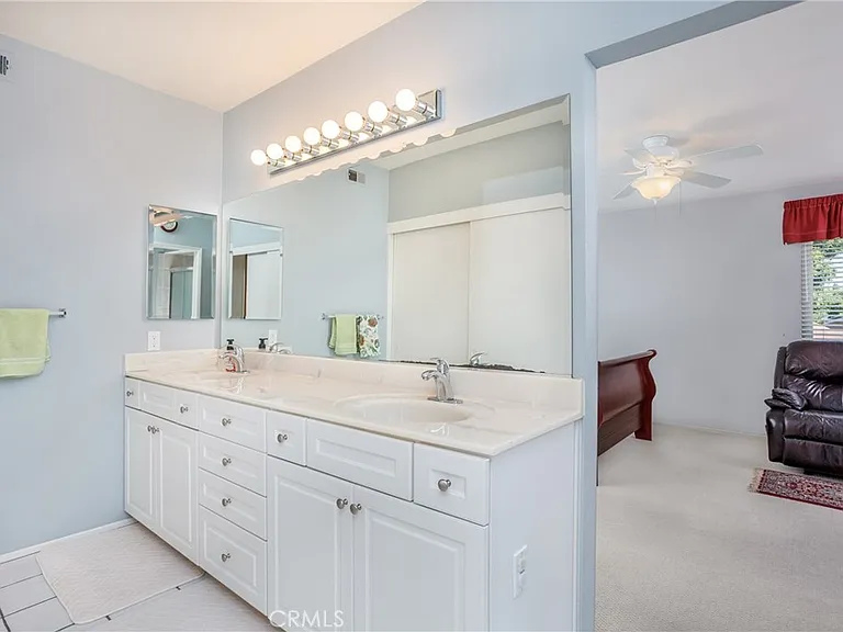 6111 E Calle Pantano — Photo 8