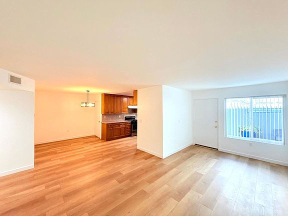 3rd image of 1059 Western Ave #3