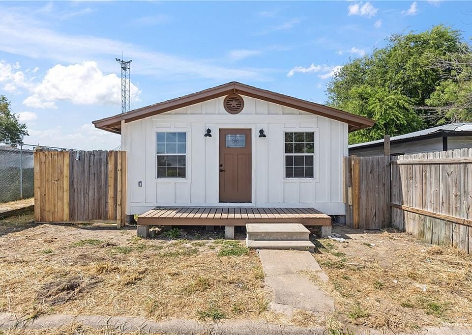 1st image of 408 E Esplanada St