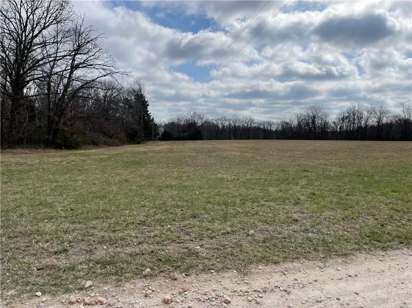 10750 Roman Rd, Pea Ridge, AR 72751