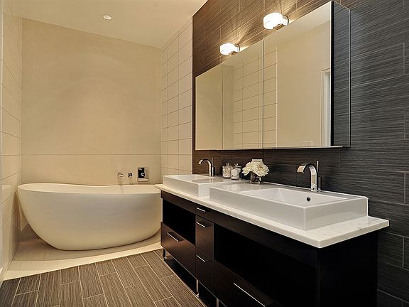 5th image of 650 6th Ave APT 4E