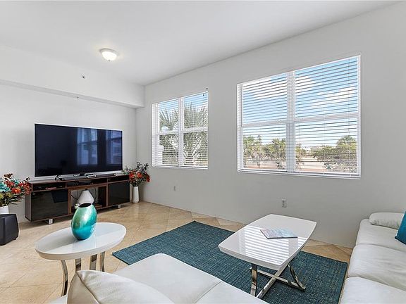 4th image of 431 Central Ave #431