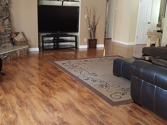 4th image of 6142 Laurelgrove Ave