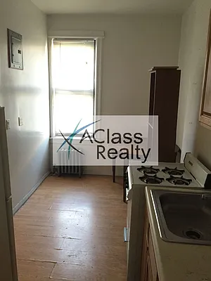 Rented by A Class Realty International | media 25