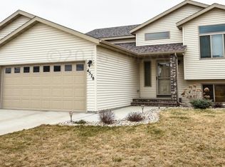 4578 Prairie Dr, Moorhead, MN 56560
