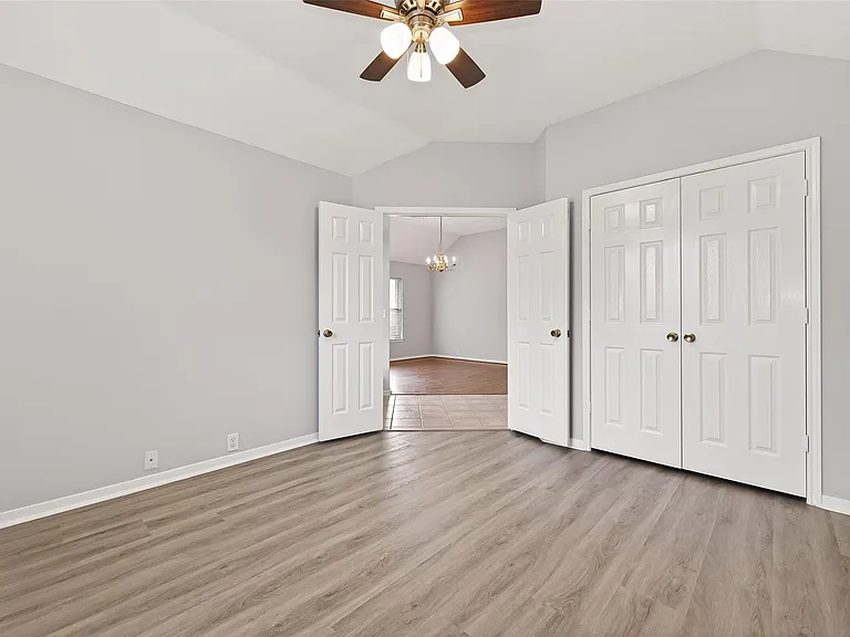 3135 Silver Cedar Trl — Photo 6