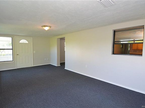 3rd image of 640 NE 6th St