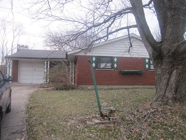 1st image of 44 Miriam Dr