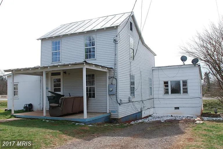 1510 Old Fredericksburg Rd photo 1