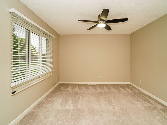 5th image of 145 Timber Ridge Dr