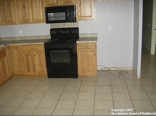 3rd image of 9623 GOLD HILL DR