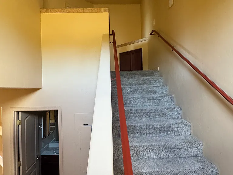 1870 Horizon Way #D — Photo 6
