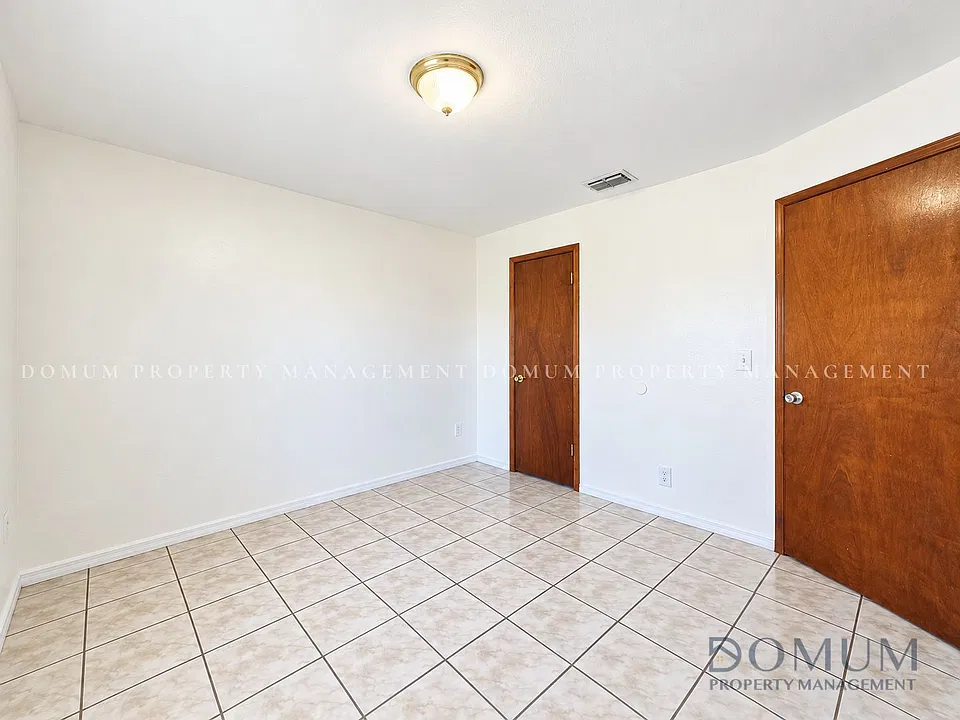 2316 Ashley Ave #1