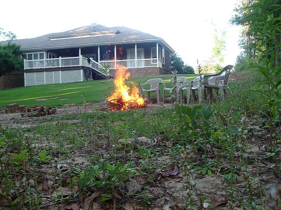 Large Backyard/Camp Fire Pit