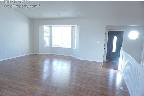4th image of 710 Country Acres Dr