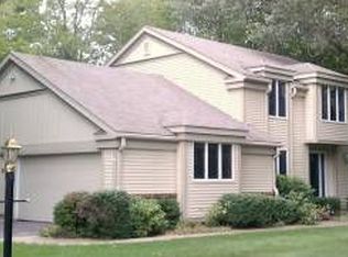 1032 Edinborough Dr, Muskegon, MI