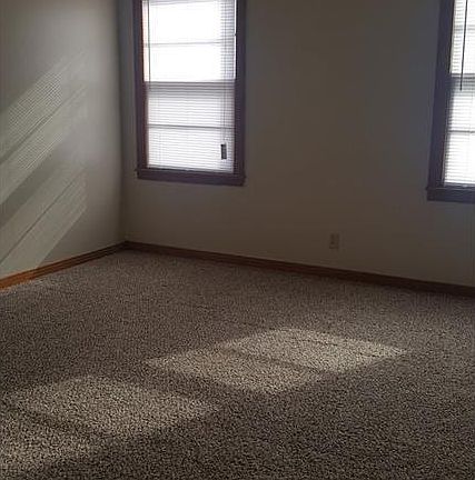 2nd image of 1001 Shelton St