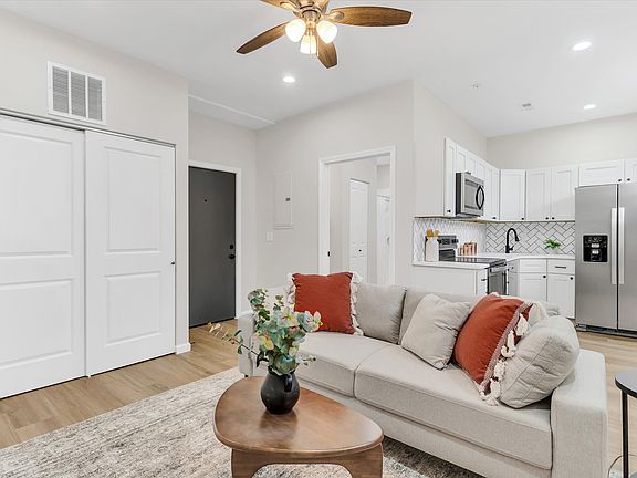 5th image of 4242 Shaw Blvd #1