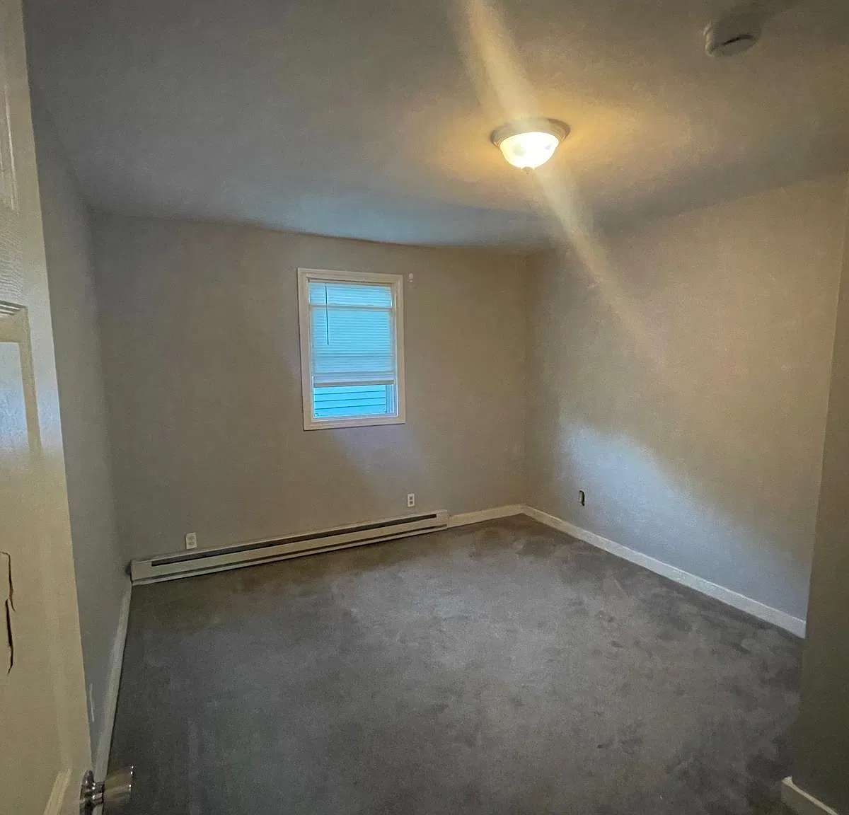 3 bed, 1152 sqft, $1,800 — Photo 4