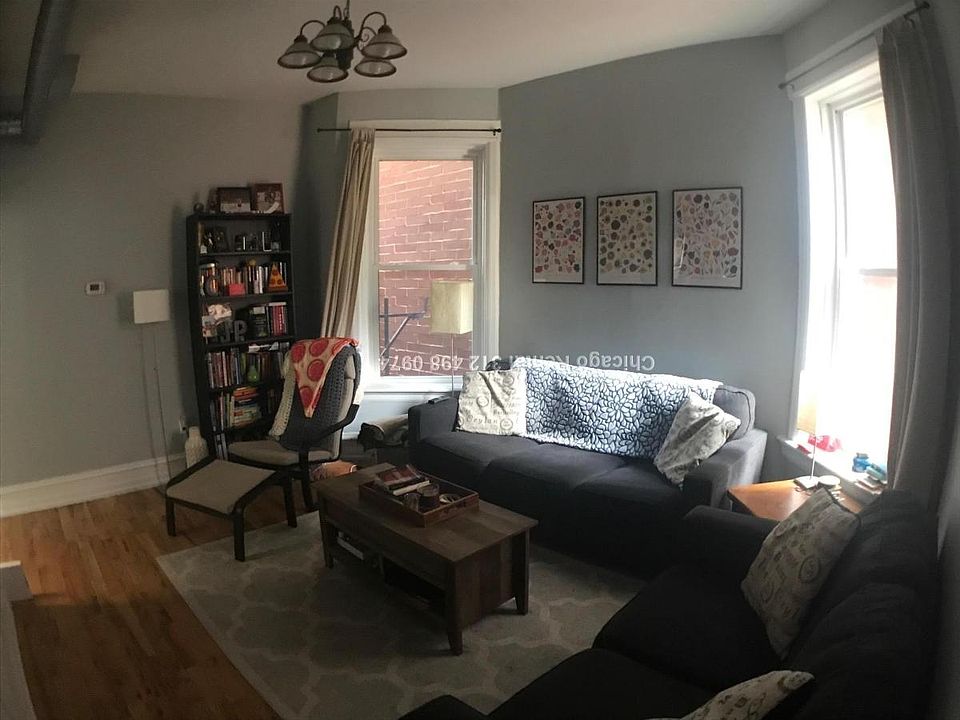 2nd image of 2520 N Burling St #2