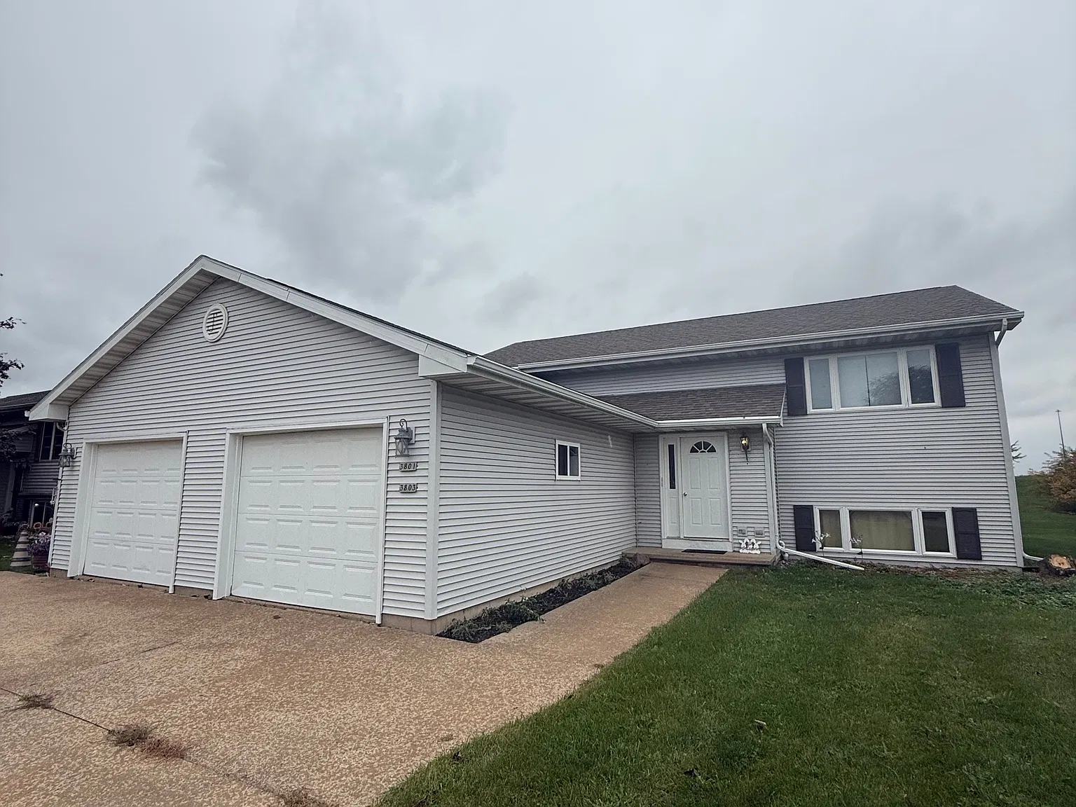 3801 Western Dr - 3801 — Photo 1