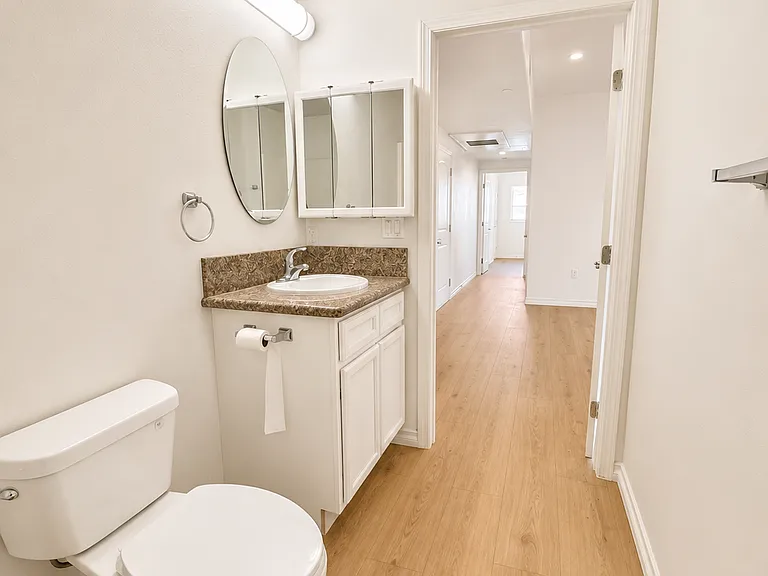7327 Milwood Ave #101 — Photo 10