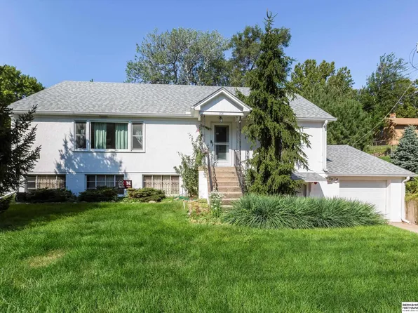 304 N 46th St, Omaha, NE 68132