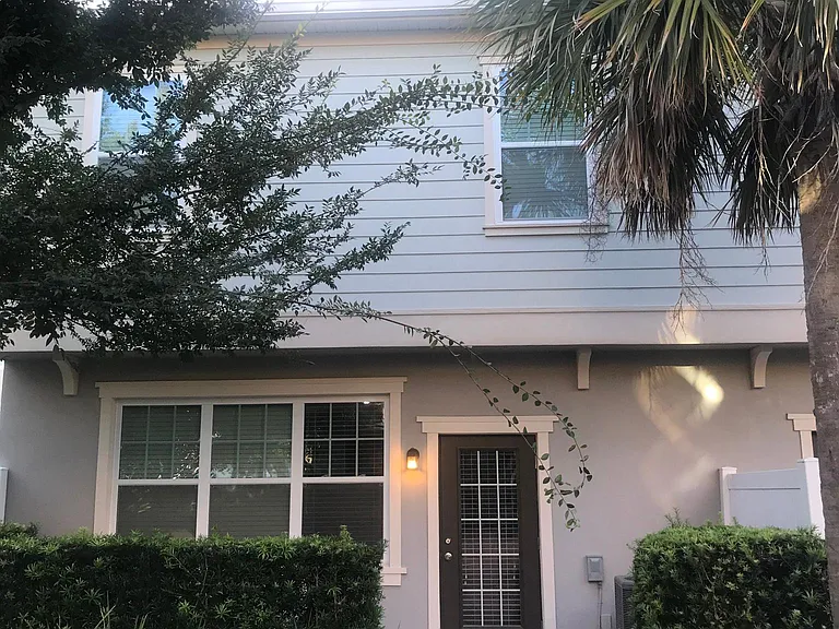 880 Taramundi Dr — Photo 9