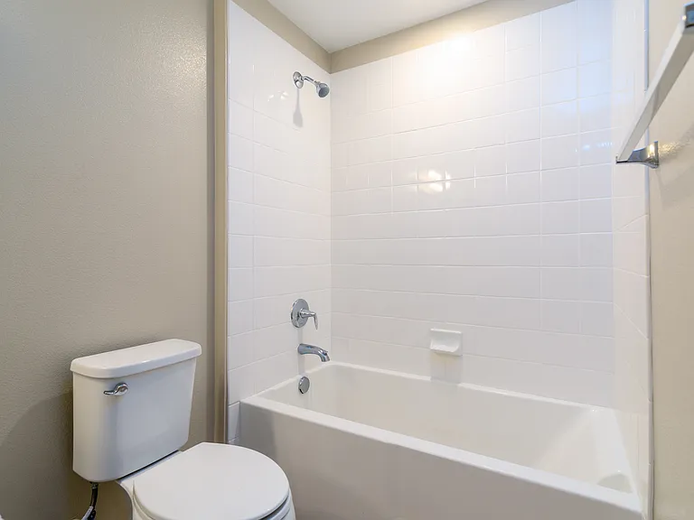 232 Village Commons Blvd #25 — Photo 18