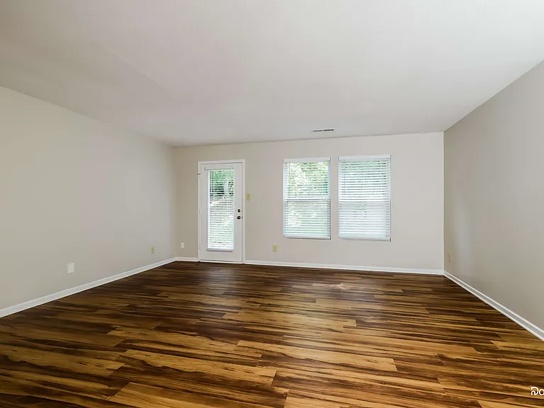 4167 Lakewood Glen Dr — Photo 8
