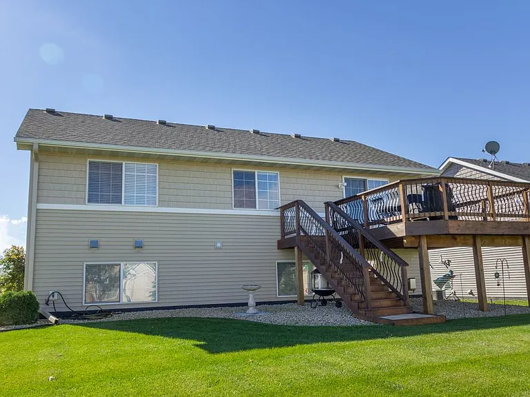 9397 Imbler Trl — Photo 11