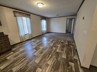 2112 Redwood Ave, Columbus, MI