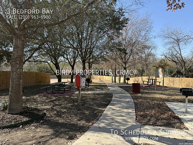 3 Bedford Bay — Photo 39
