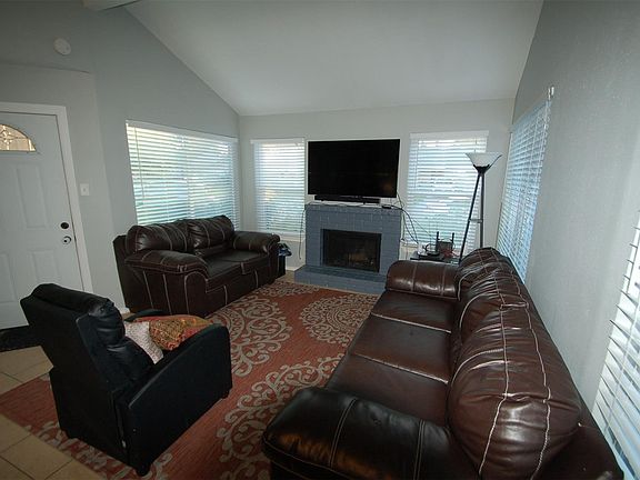 4th image of 7526 Log Cradle Dr
