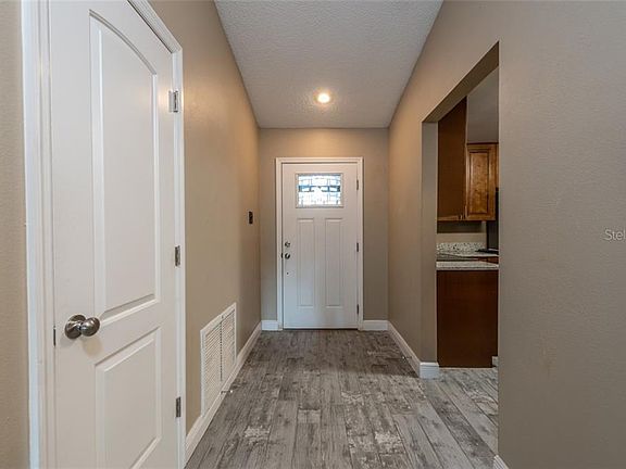 5th image of 11843 Cedarfield Dr