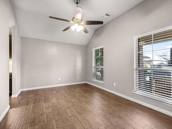 4th image of 5724 Caballo St
