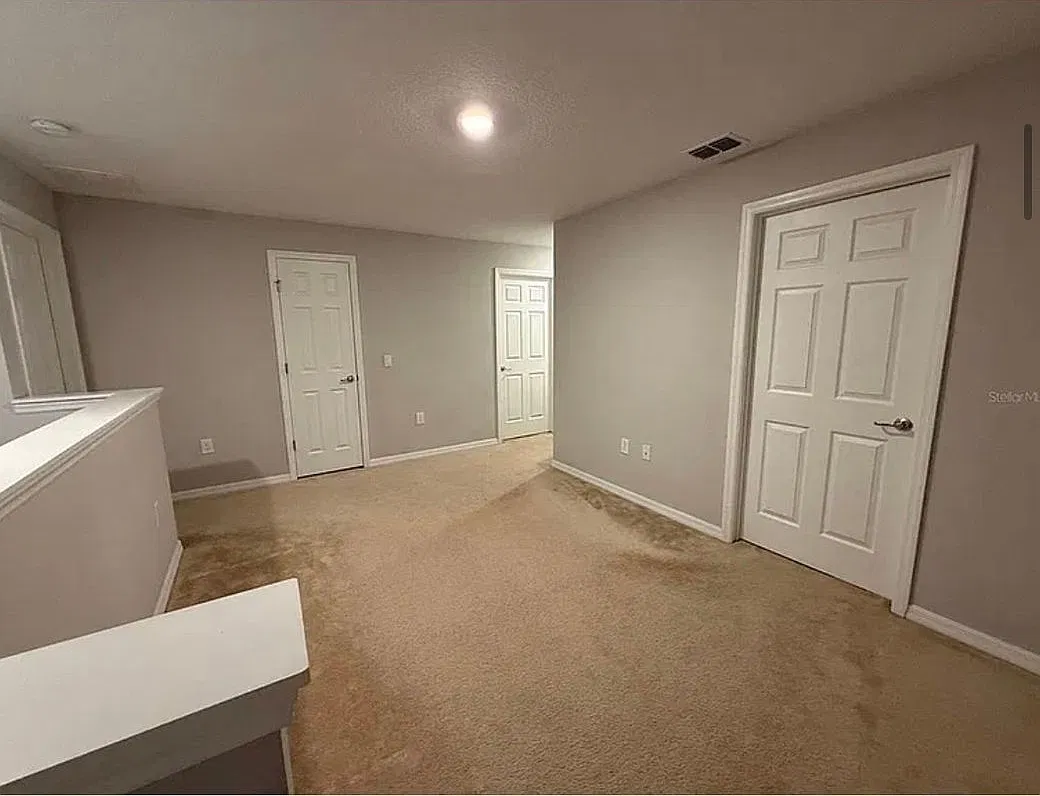 3 bed, 3.0 bath, 2019 sqft, $2,200 — Photo 4