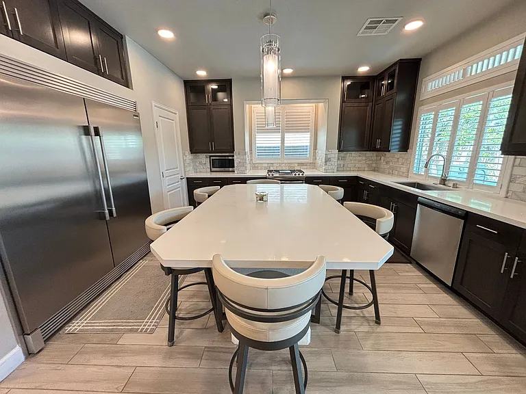 11194 Formosa Springs Ct — Photo 12