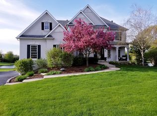 914 Abbey Ct, Sugar Grove, IL 60554