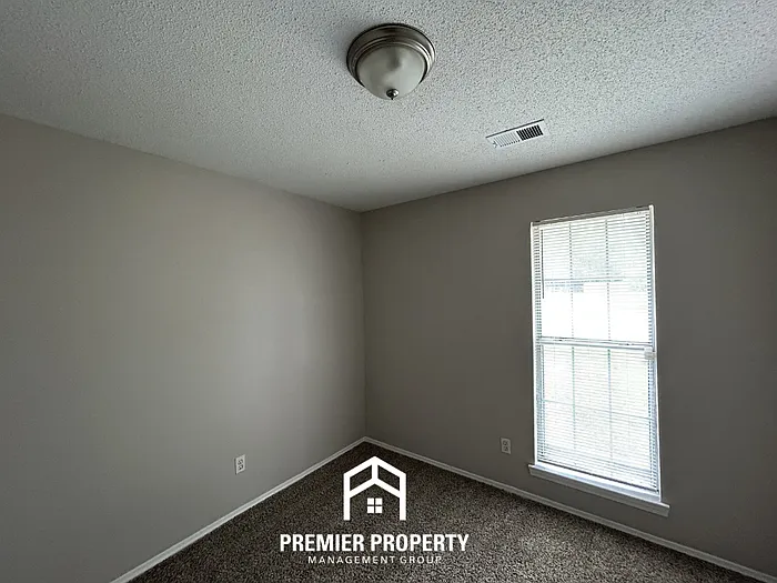 3780 Southbrook Dr — Photo 13