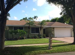 13490 Sw 99 St #1, Miami, FL 33186