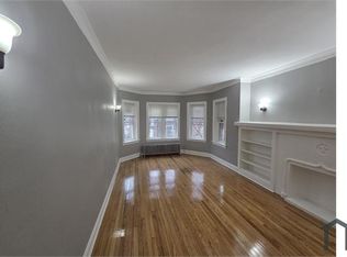 8240 S Vernon Ave #1, Chicago, IL 60619