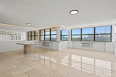 7004 Blvd East, #26D