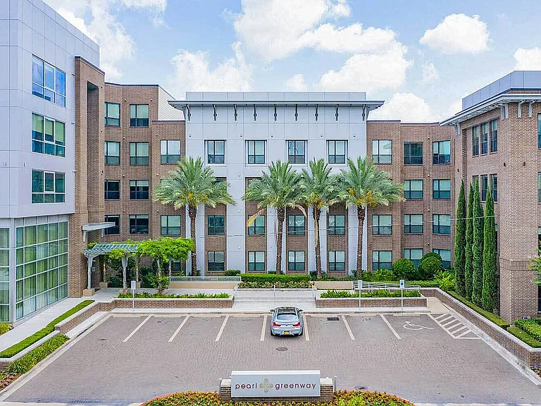 Pearl Greenway — Photo 16